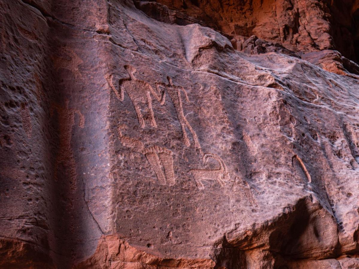 Wadi Rum Bright Moon 外观 照片